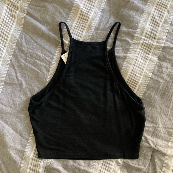 Brandy Melville Crop Racerback Tank NWT - Picture 3 of 5
